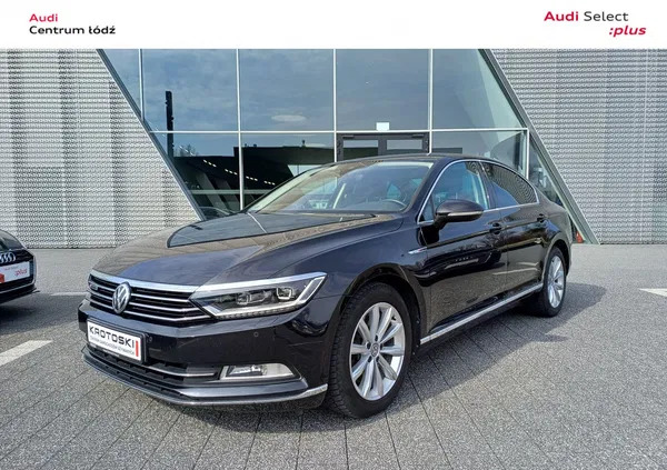 volkswagen passat Volkswagen Passat cena 79900 przebieg: 102858, rok produkcji 2017 z Wolbórz